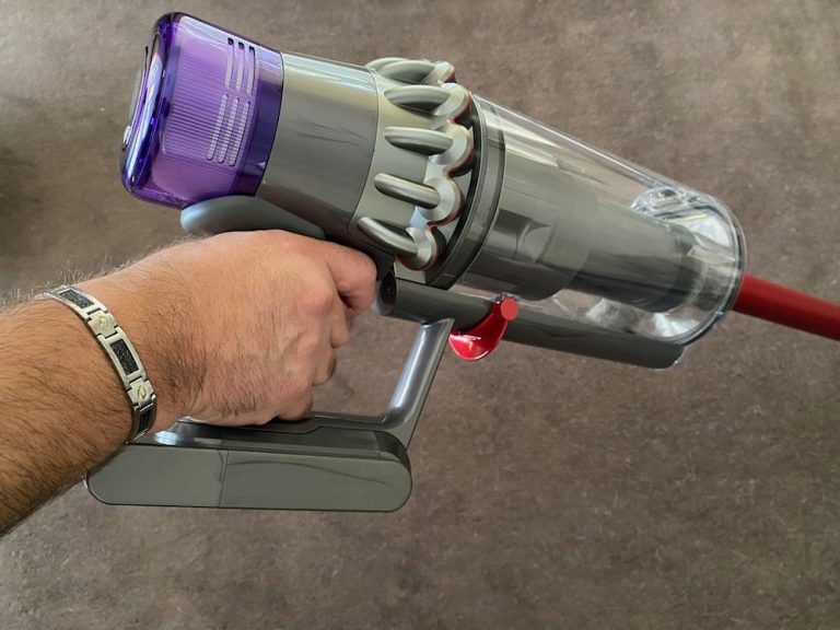 Dyson's new V11 Outsize has a larger bin and larger cleaning head and