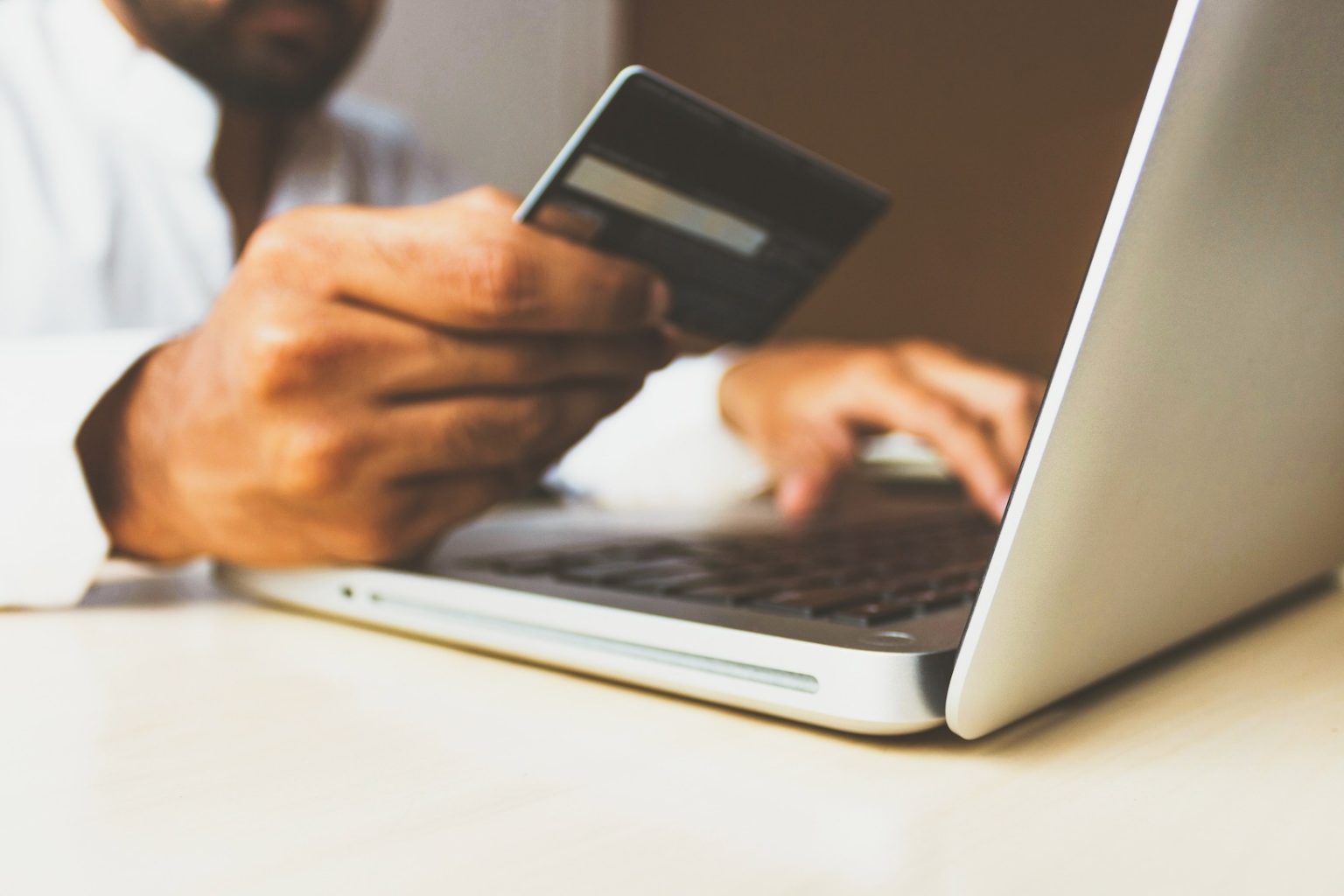 How to Buy US Tech Products in Australia