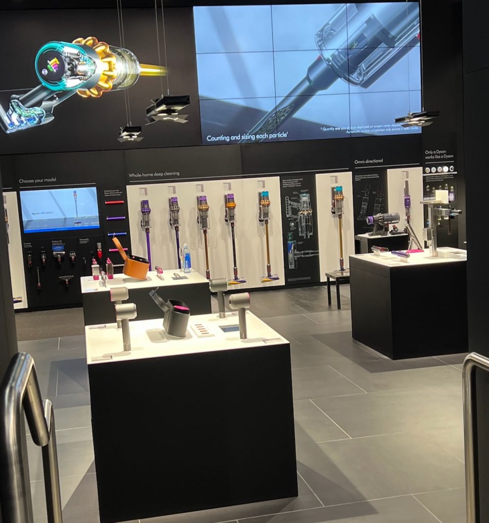 Store Dyson Lab DysonDemoStore7 - Tech Guide