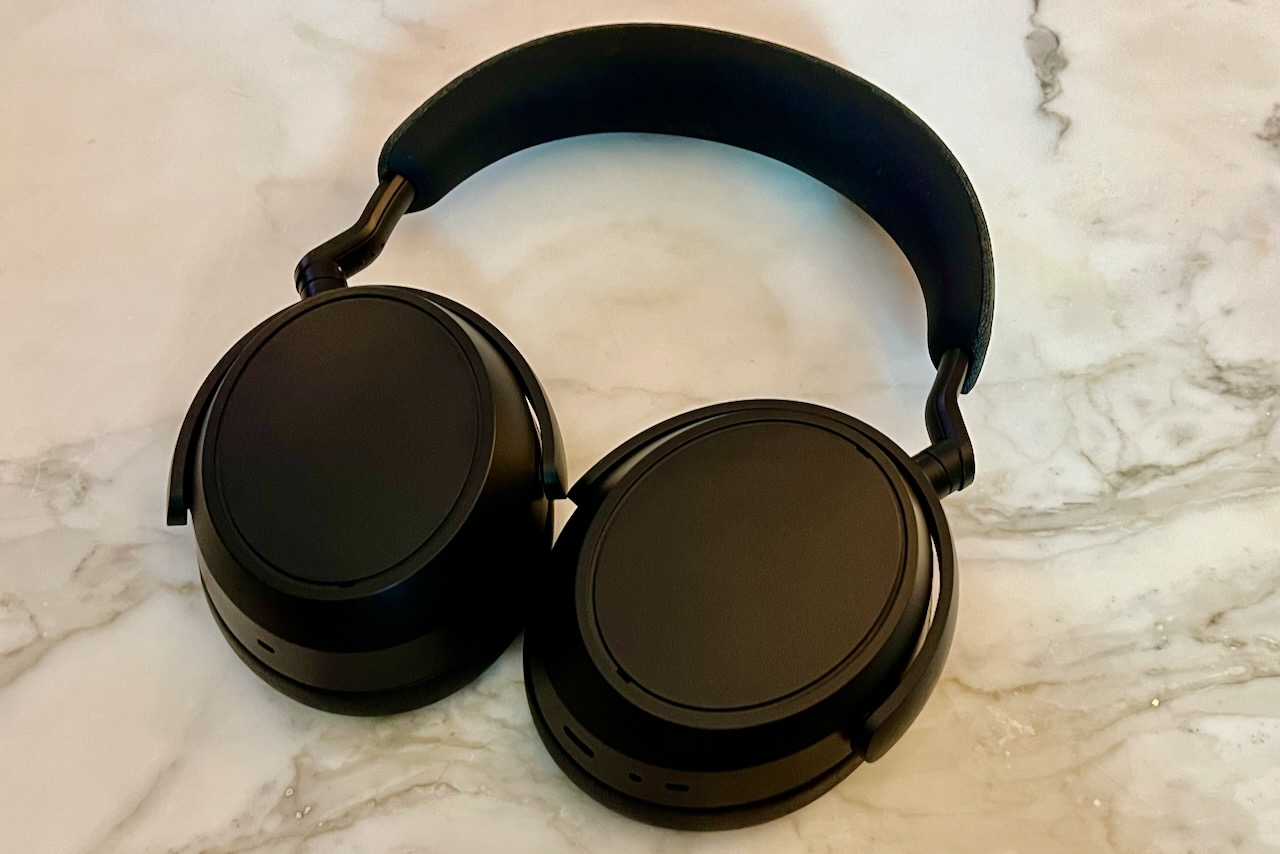 Sennheiser Momentum 4 Headphone Review