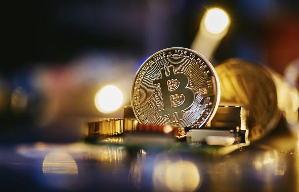 Strategies for Economic Volatility: Investing in Uncertain Times