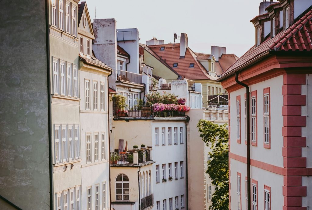 How Technology Is Transforming the Vacation Rental Experience for Guests and Hosts