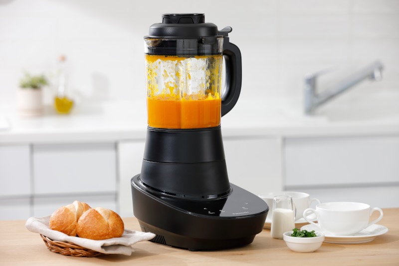 Panasonic’s new hot and cold smart blender can cut, cook and blend – and then clean itself