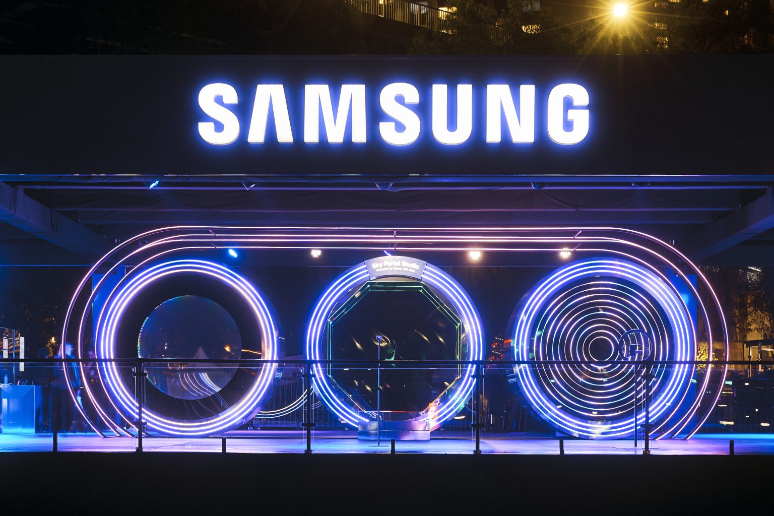 Samsung unveils its Sky Portal Studio activation for Vivid Sydney