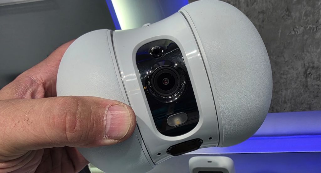 EZVIZ’s new camera on wheels can roam your house to find your kids and pets